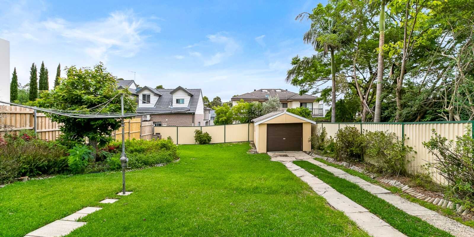 4 Weston  Avenue Narwee