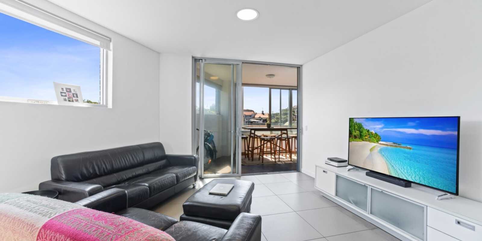 305/21-25 Enmore Road Newtown