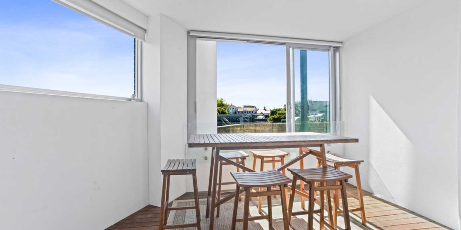 305/21-25 Enmore Road Newtown