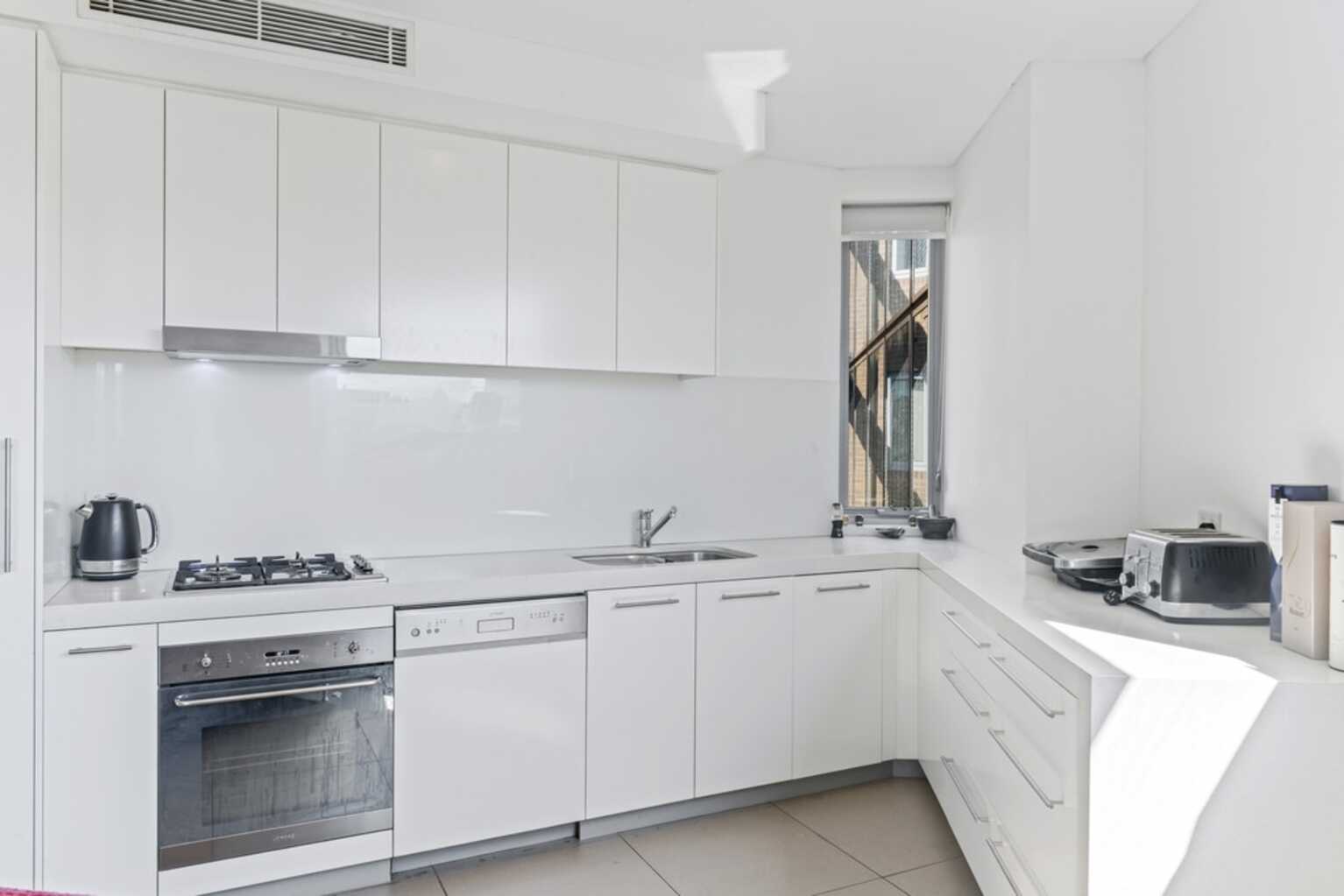 305/21-25 Enmore Road Newtown