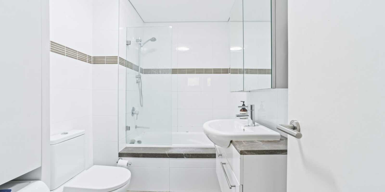 305/21-25 Enmore Road Newtown