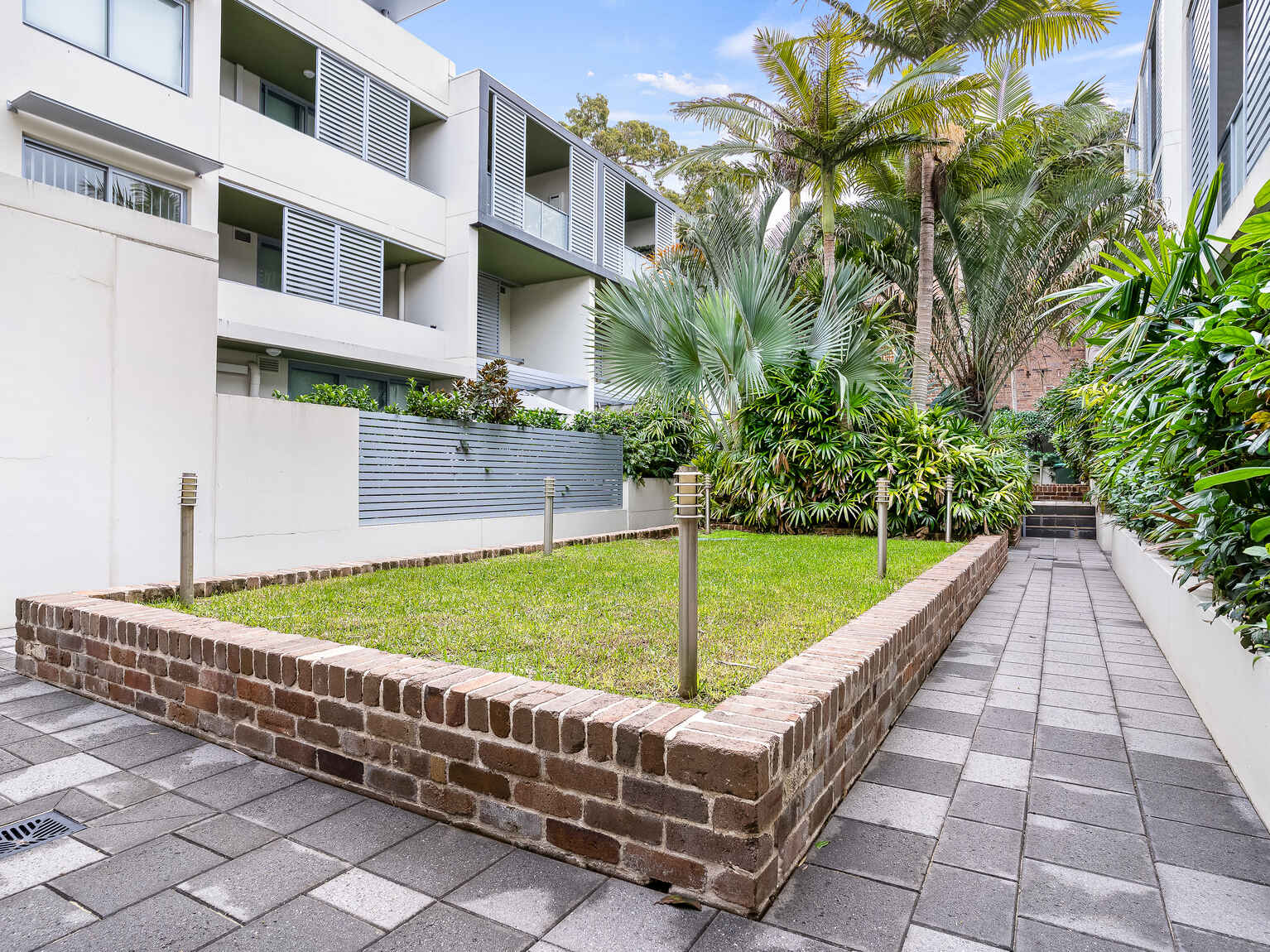 33/29 Cowper Street Marrickville
