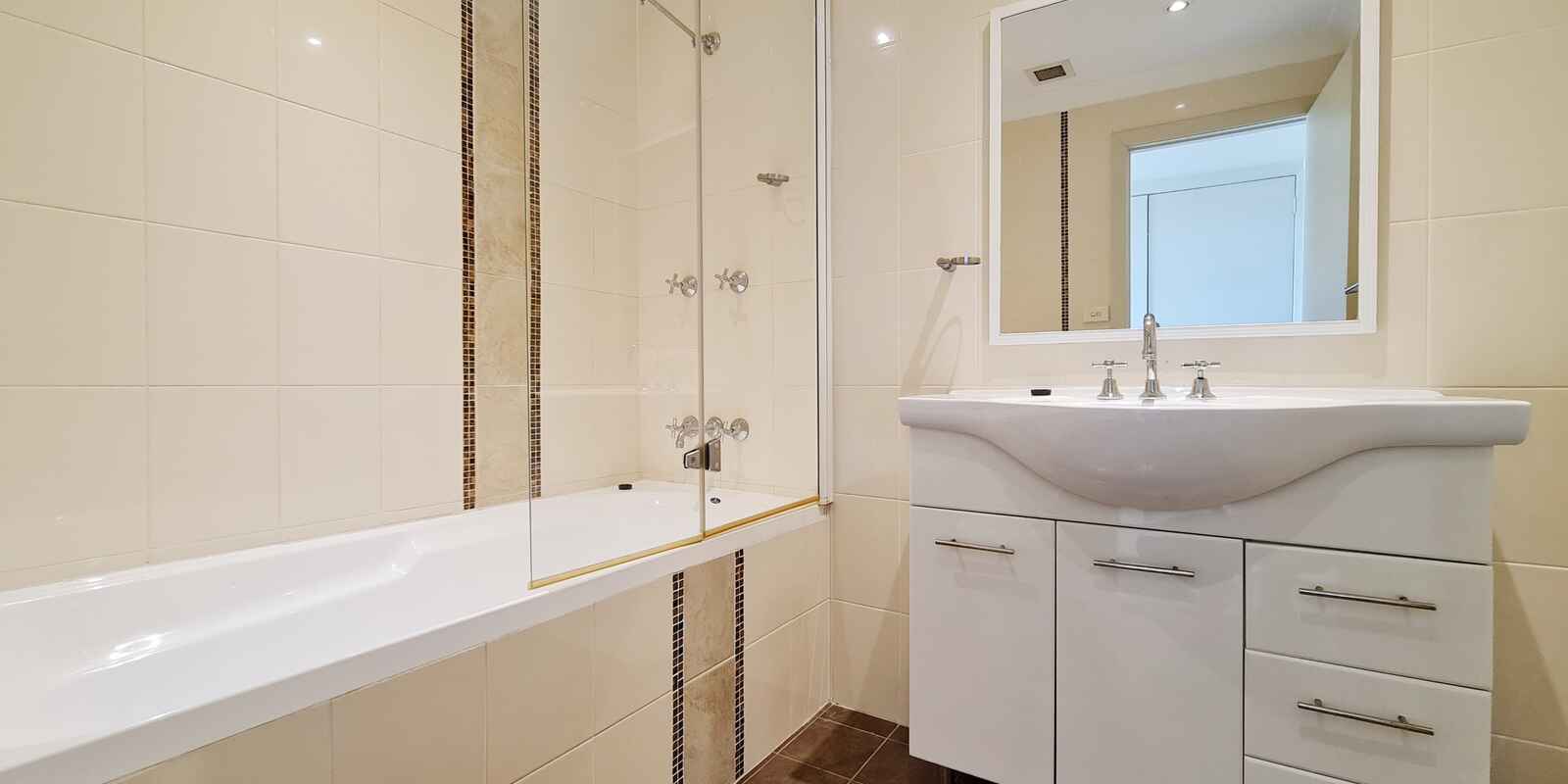 7/65 FOWLER STREET Camperdown