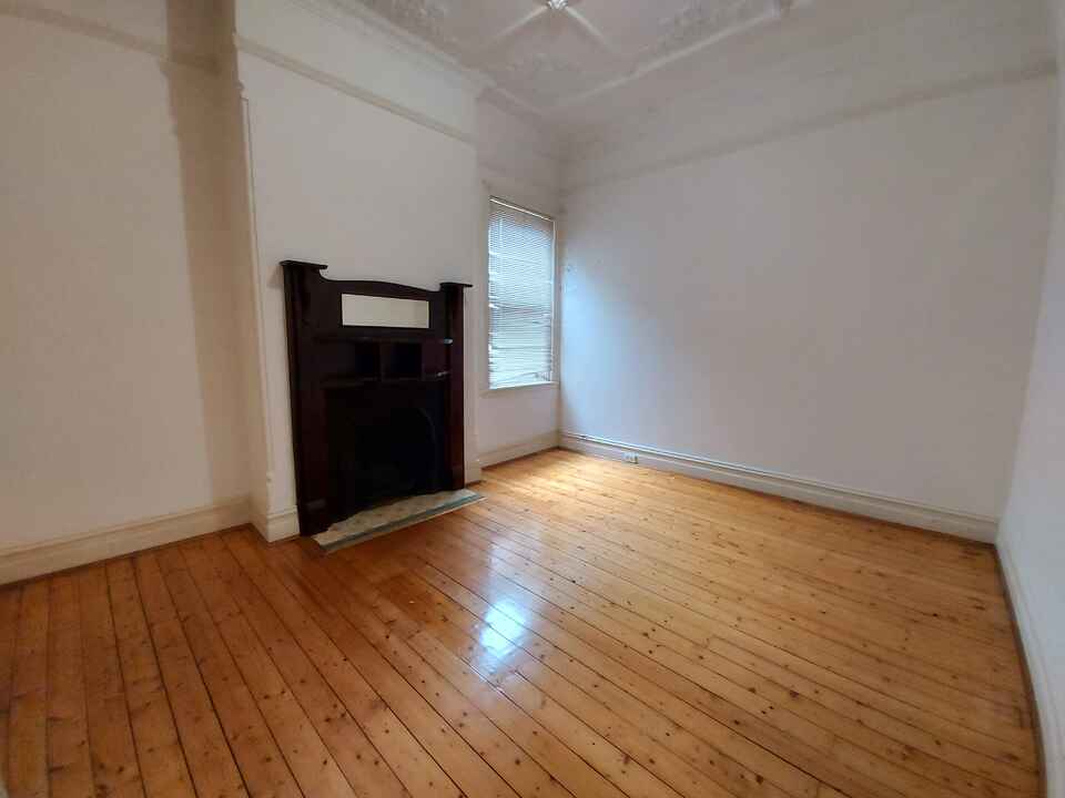 2/106 Smith Street Summer Hill