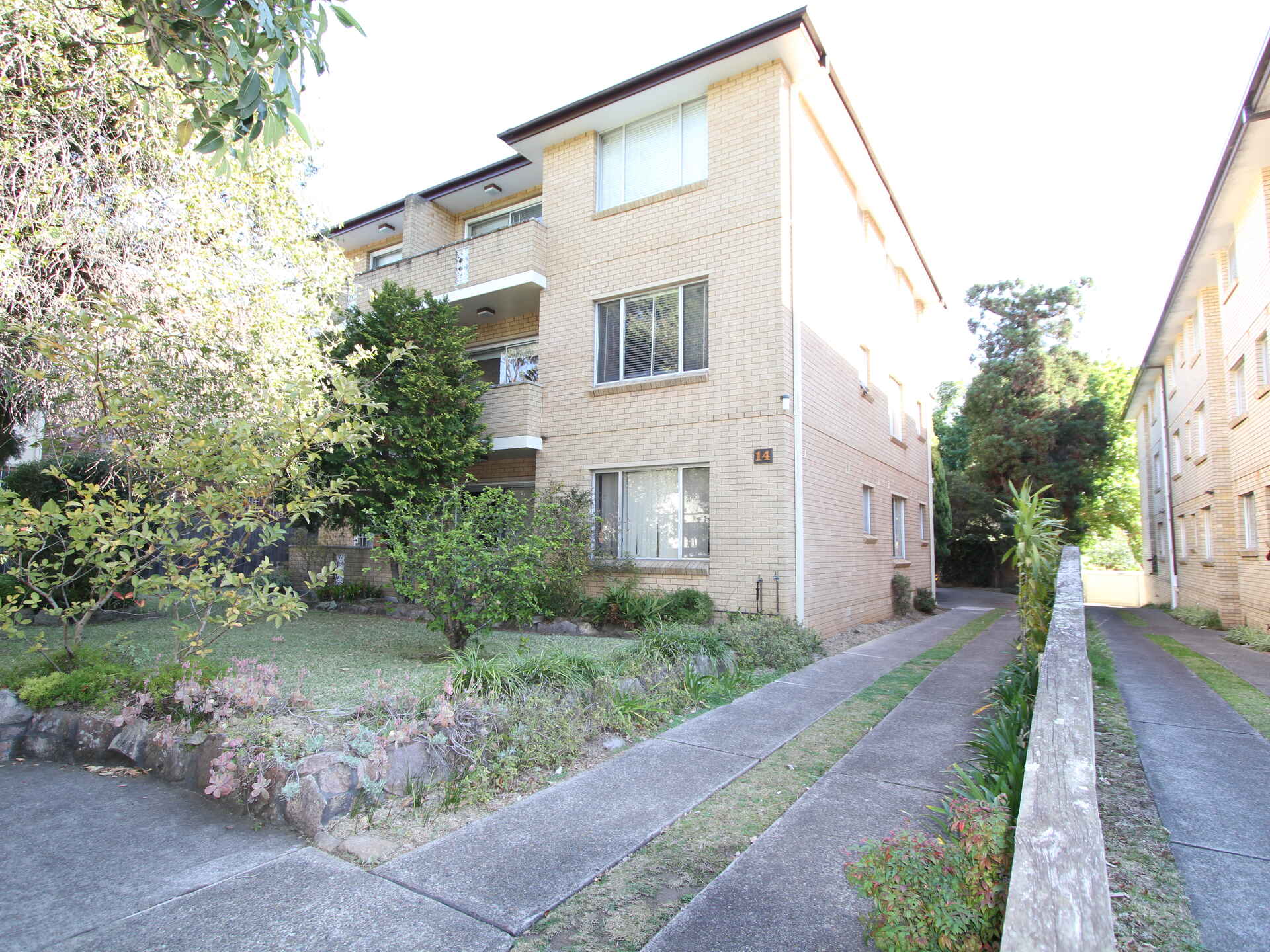 2/14 Chandos Street Ashfield