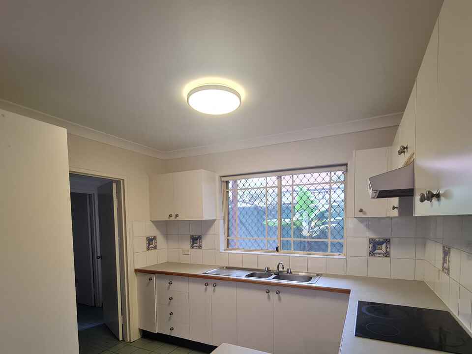 2/10a Alice Street Newtown