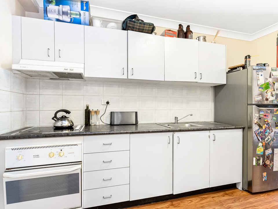 28/1 LINTHORPE STREET Newtown