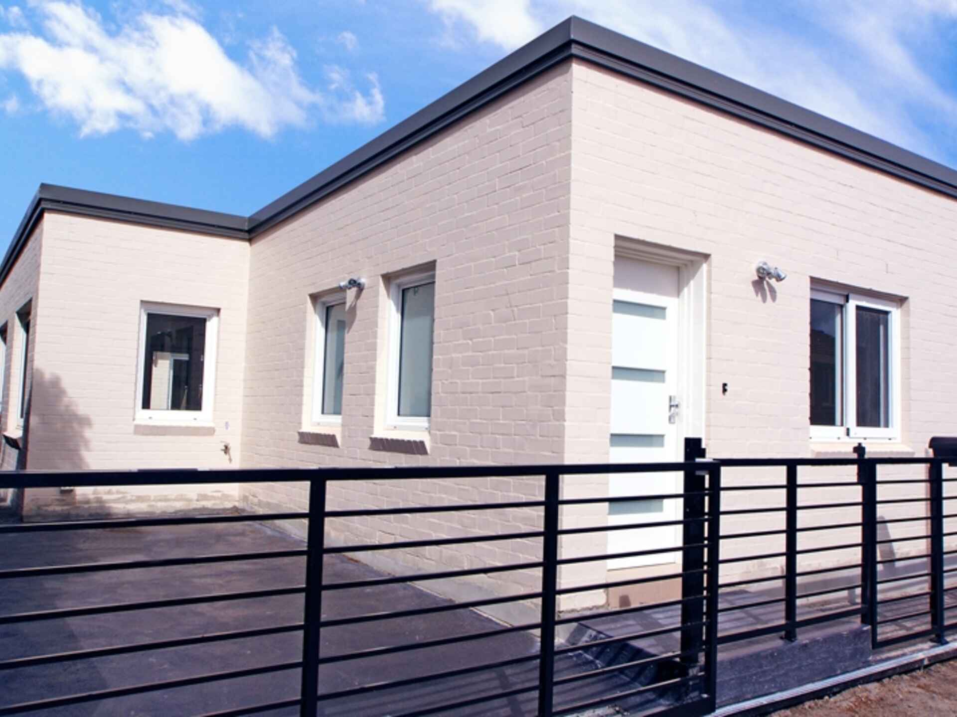 12 McCoy Lane Brighton-Le-Sands