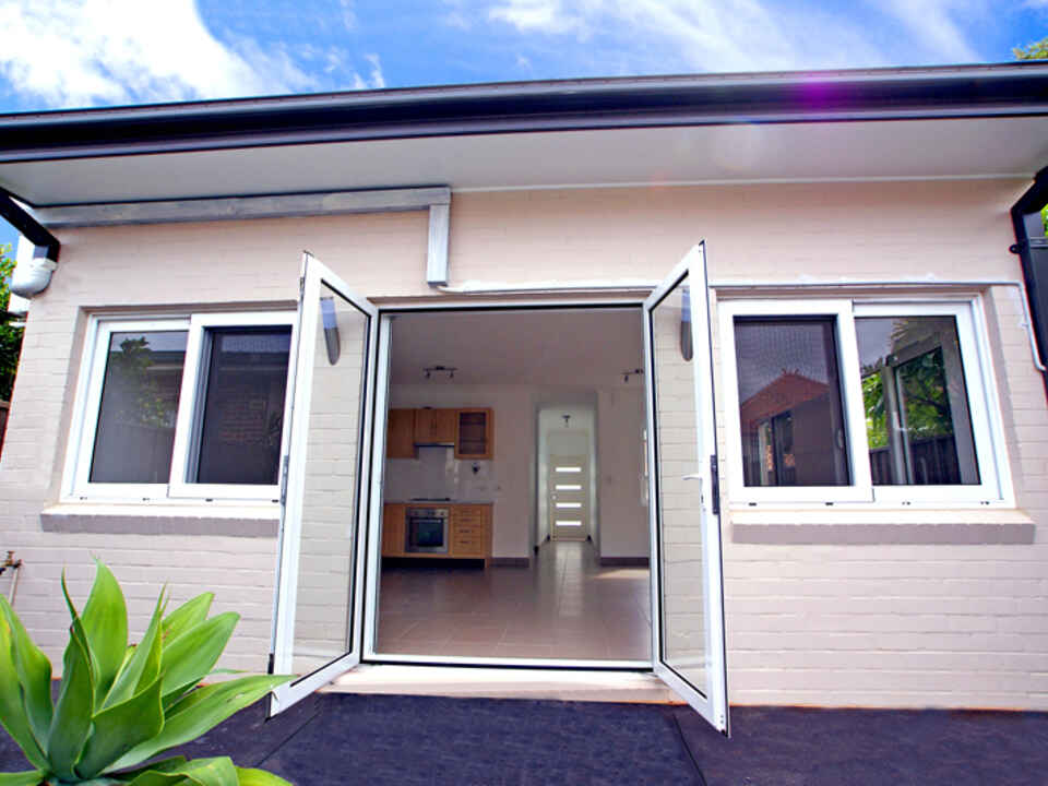 12 McCoy Lane Brighton-Le-Sands