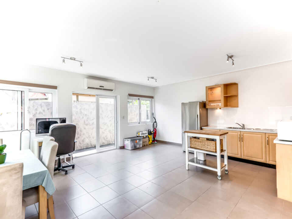 12 McCoy Lane Brighton-Le-Sands
