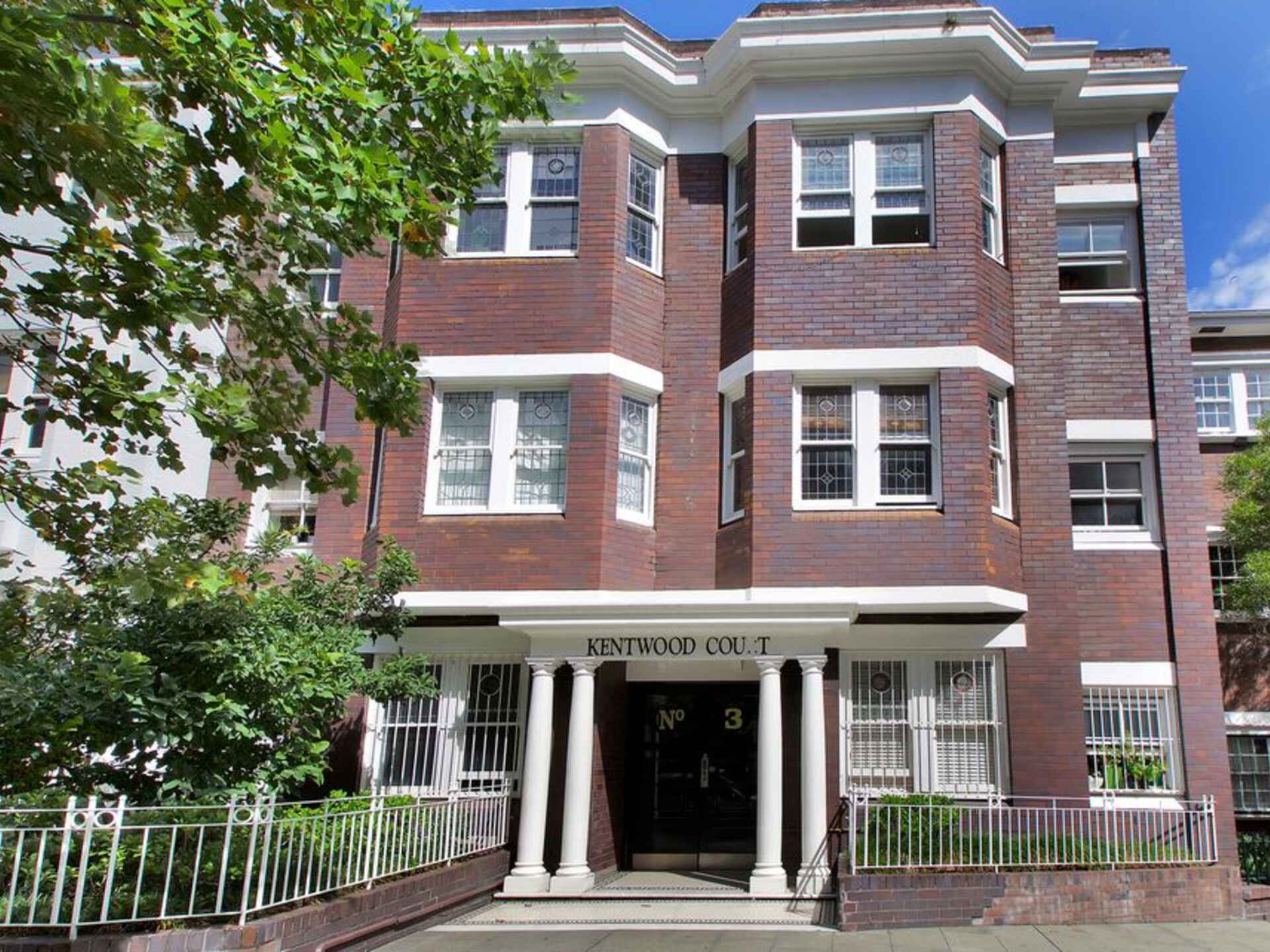 15/3 Springfield Avenue Potts Point