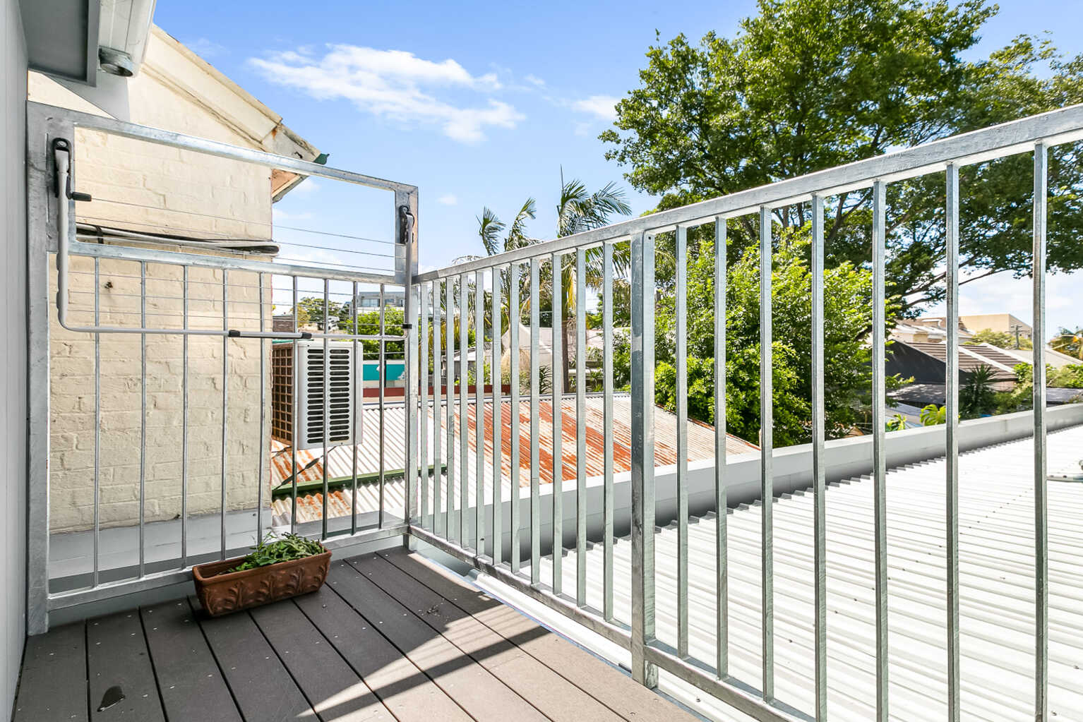 44 ENMORE ROAD Newtown