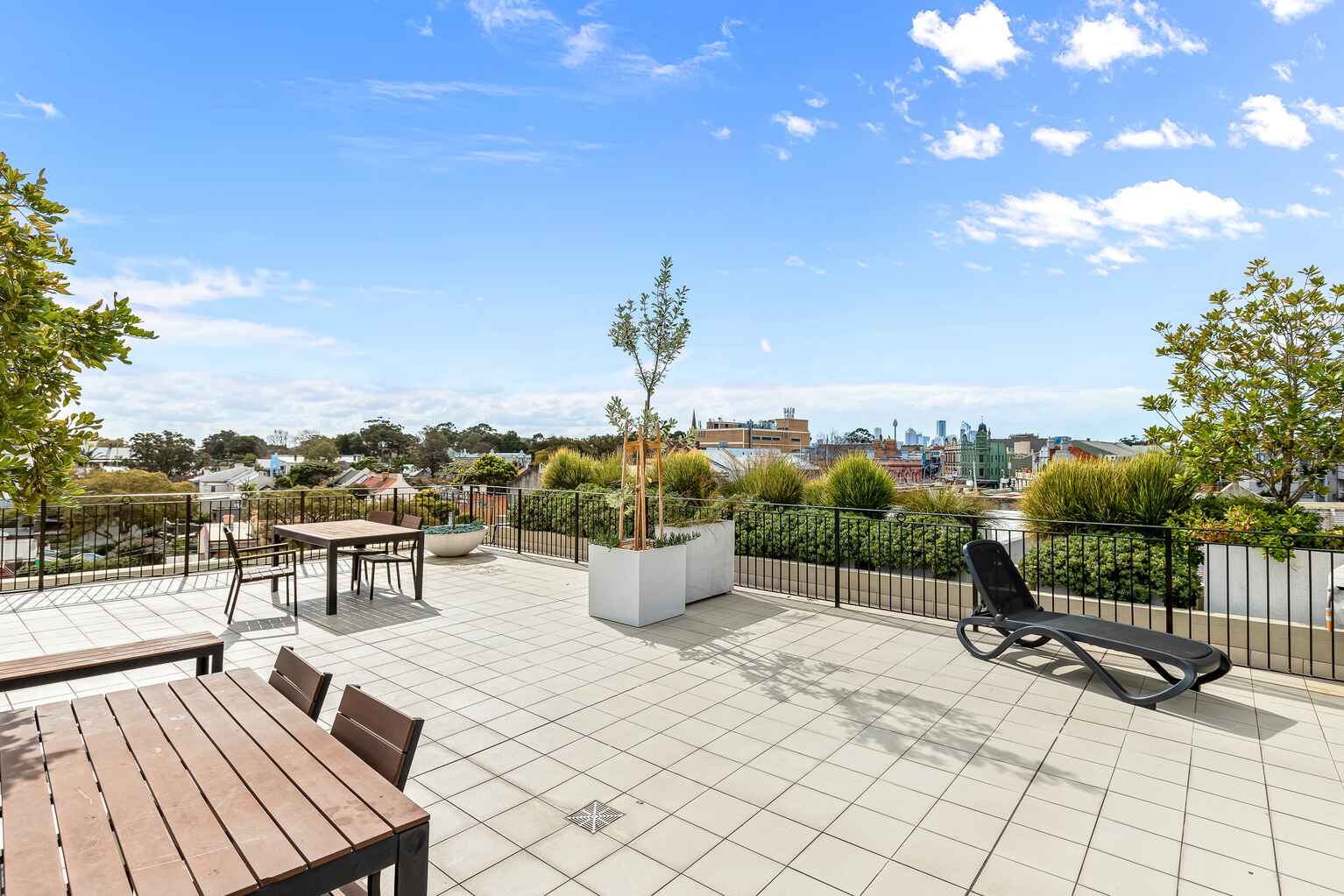 16/12-14 Enmore Road Newtown