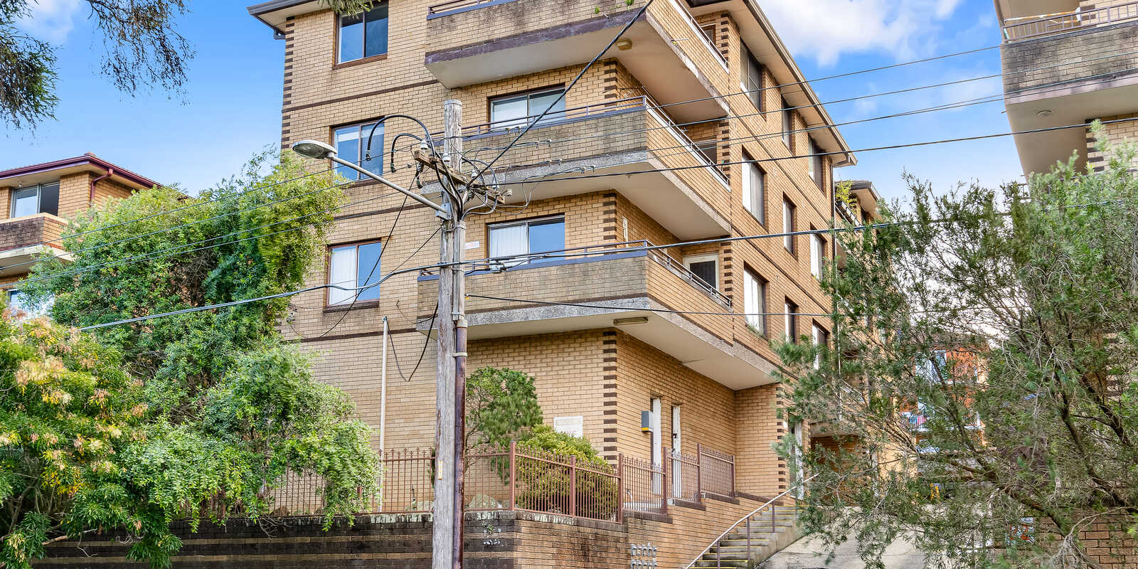 2/24-26 GLEN STREET Marrickville