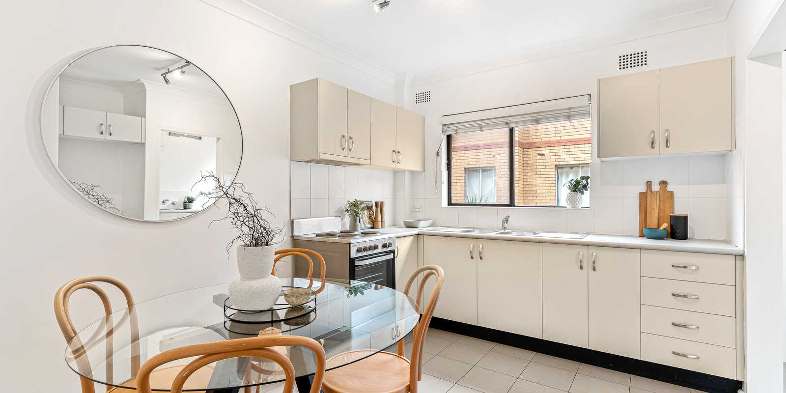 2/24-26 GLEN STREET Marrickville