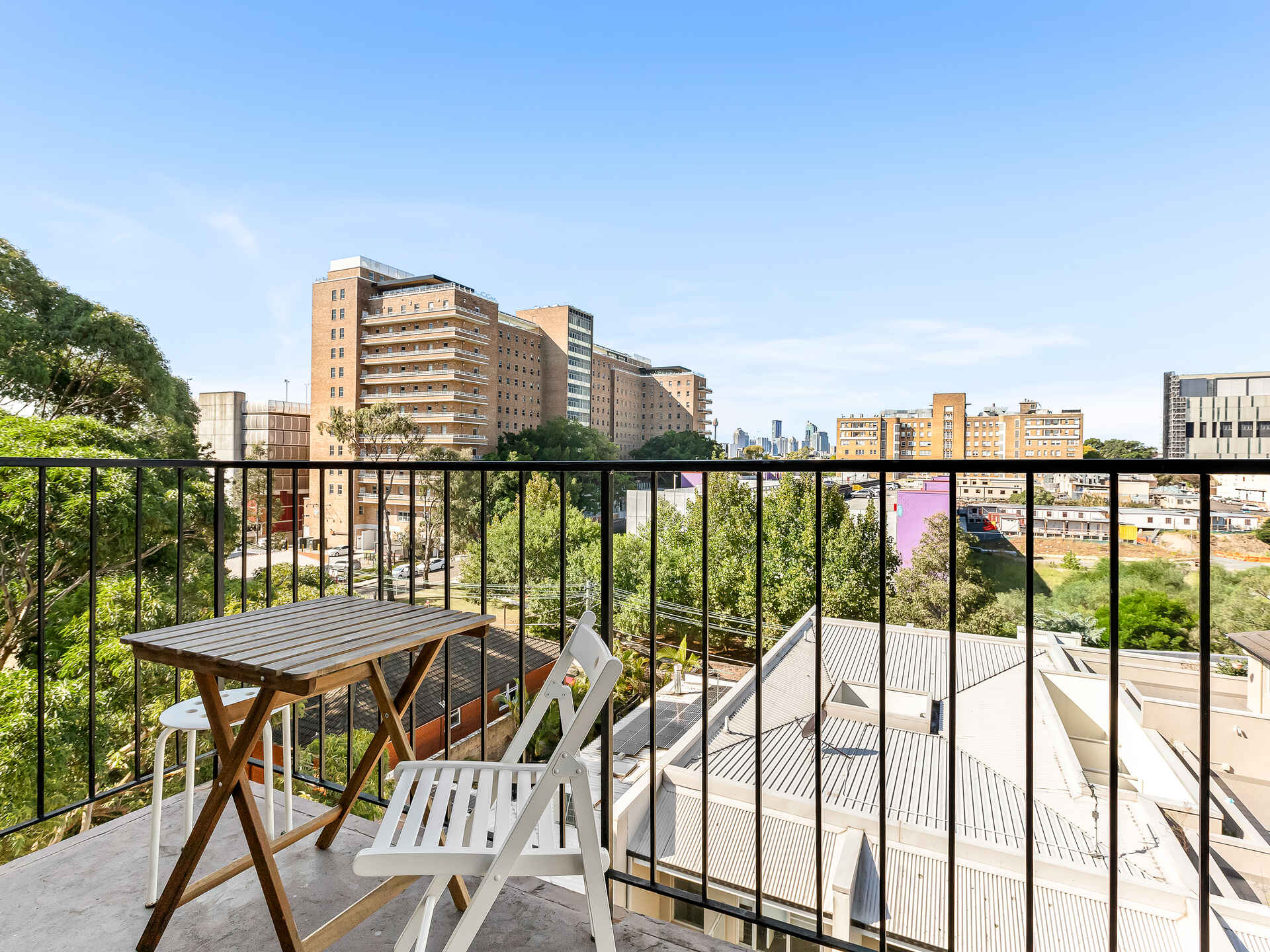 701/144 Mallett Street Camperdown