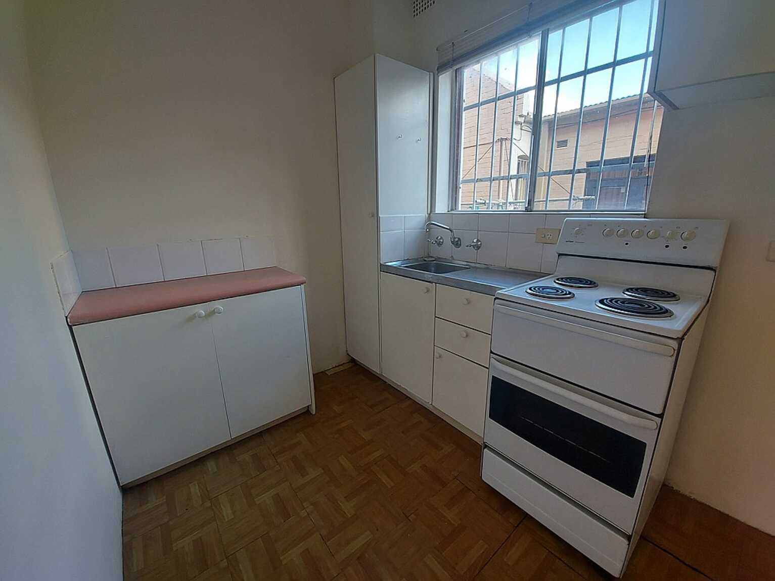 11/41 LORD STREET Newtown