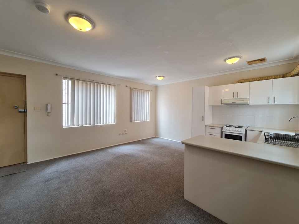 2/102 Darley Street Newtown