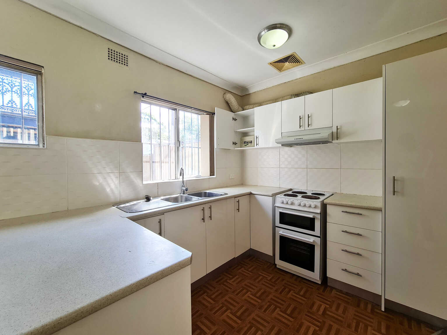 1/102 Darley Street Newtown