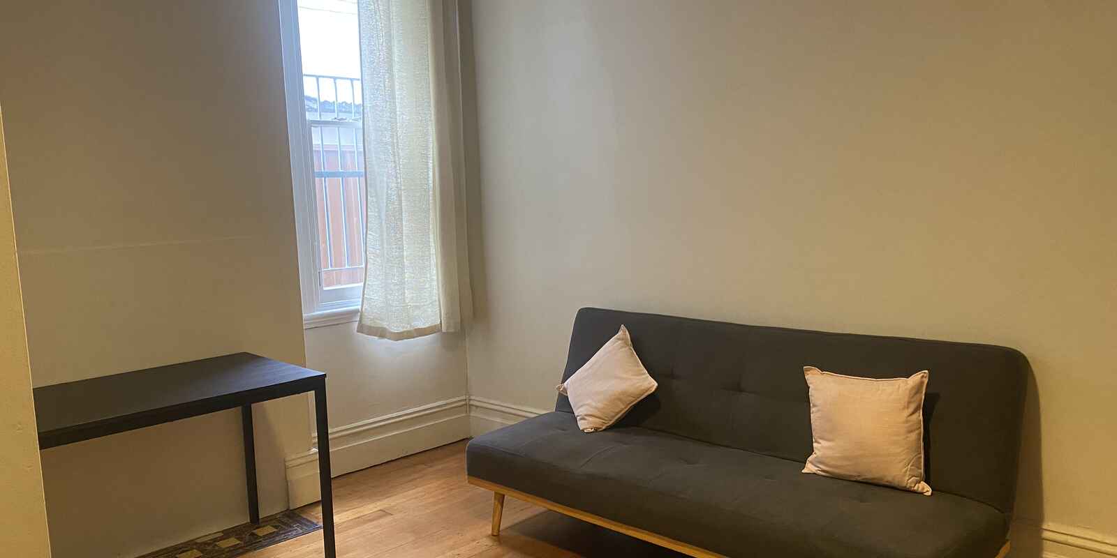 Room 6.03/278 Enmore Road Enmore