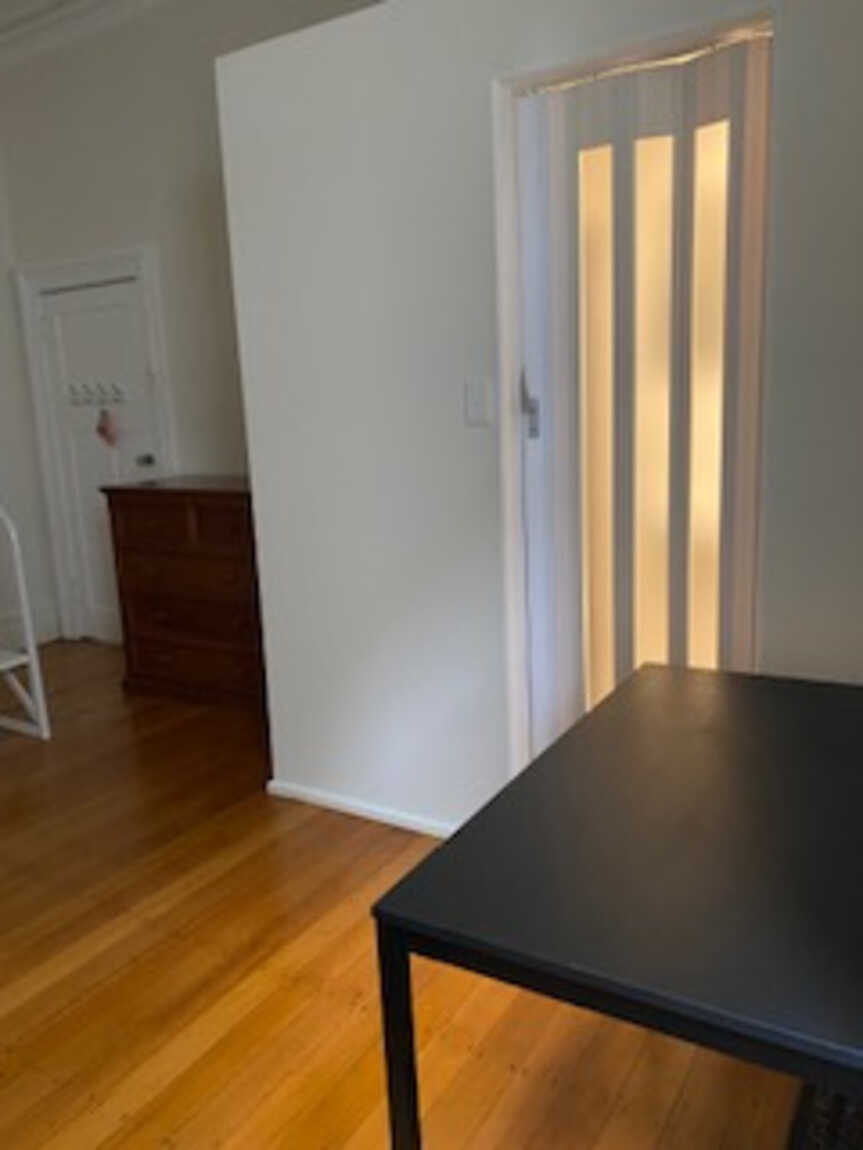 Room 6.03/278 Enmore Road Enmore