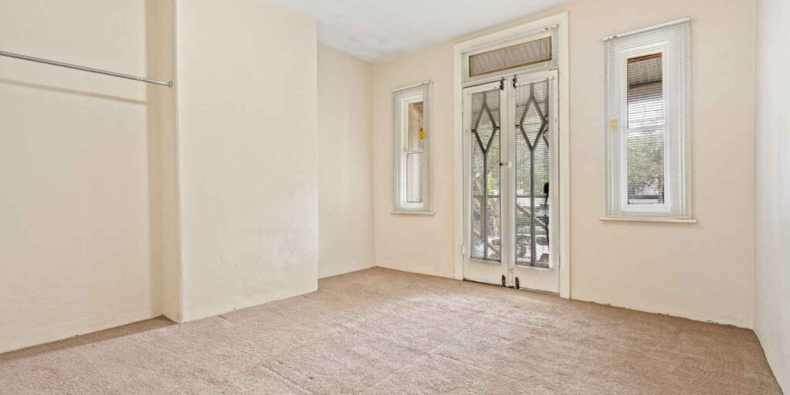 81 Garden Street Alexandria