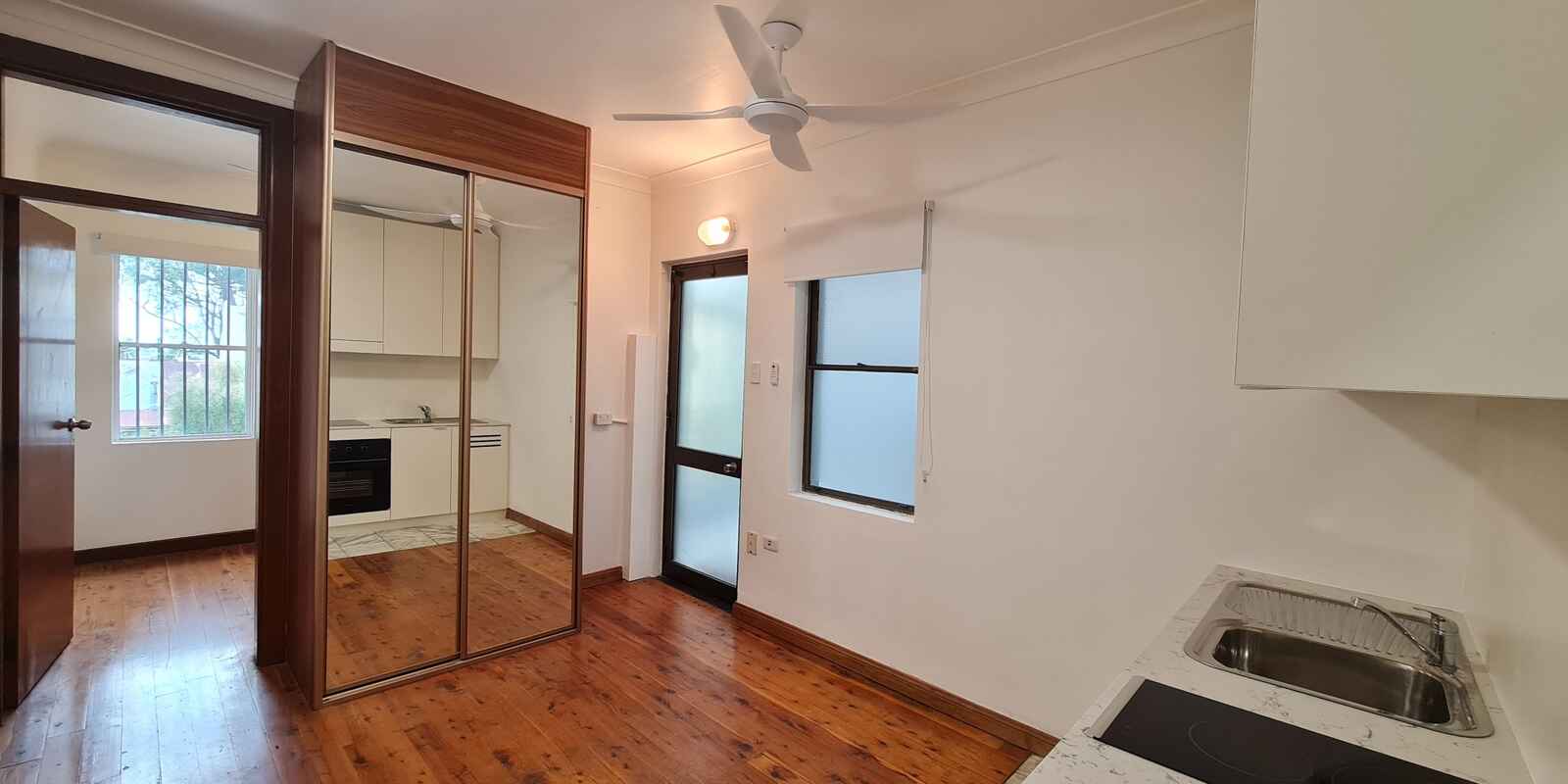 2/126 King Street Newtown 2/126 King Street Newtown