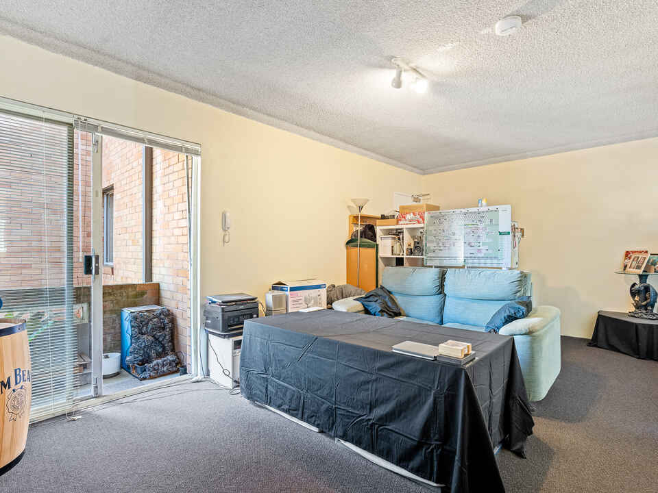6/289 STANMORE ROAD Petersham