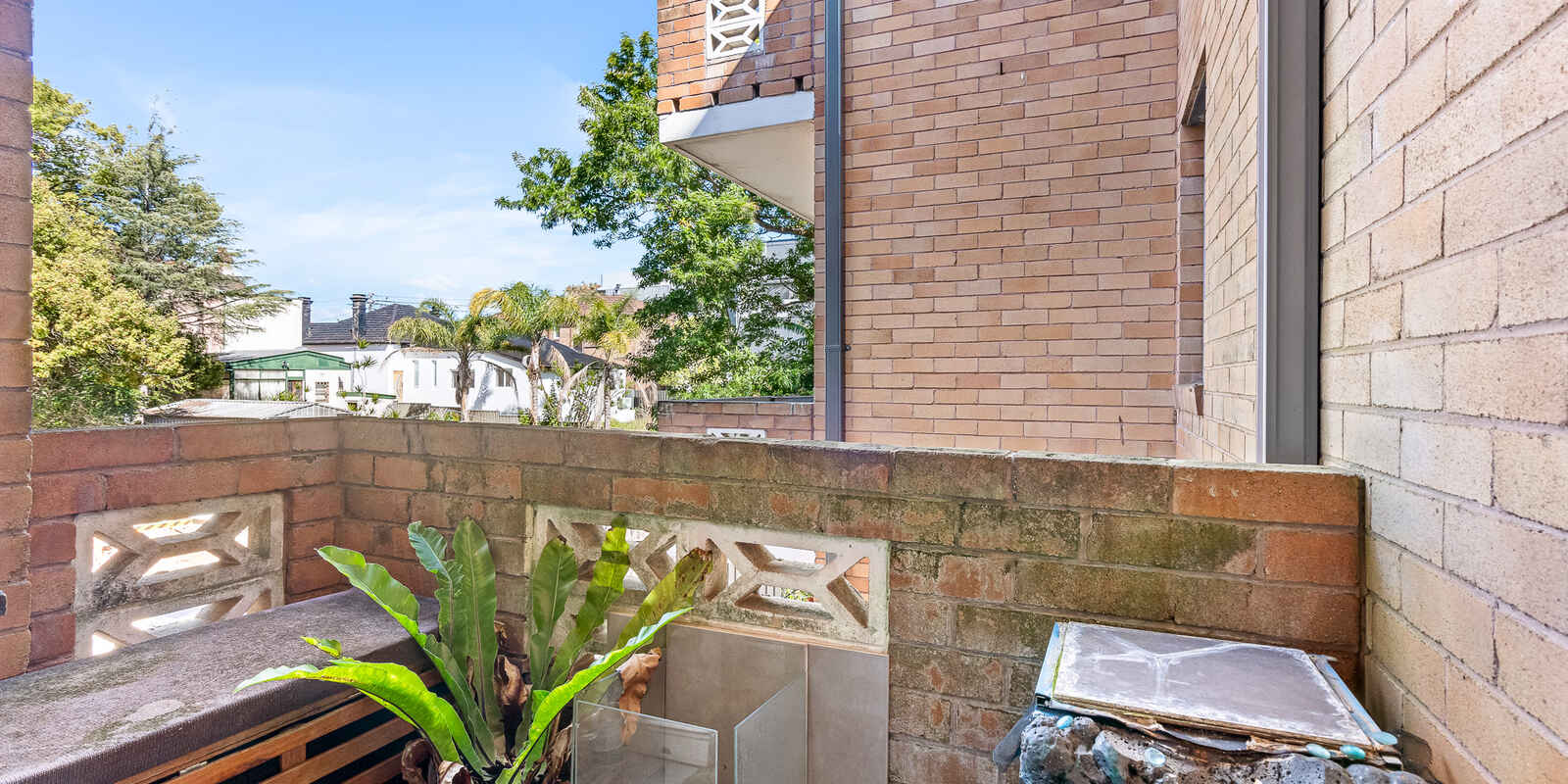 6/289 STANMORE ROAD Petersham