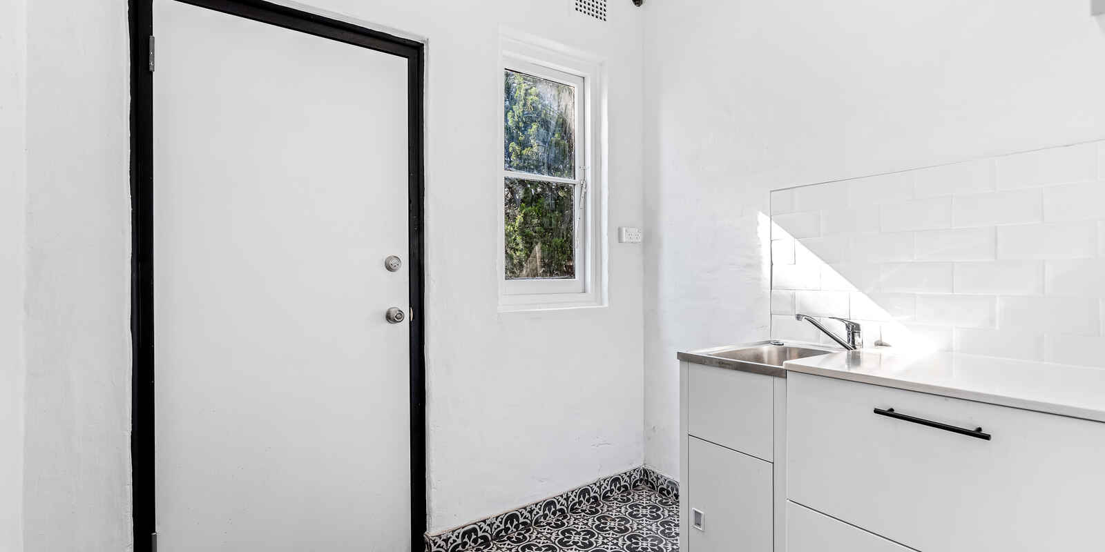 1/60 ROCKY POINT ROAD Kogarah