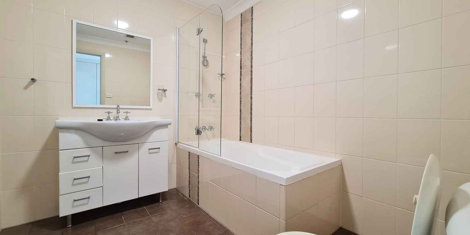 12/65 Fowler Street Camperdown