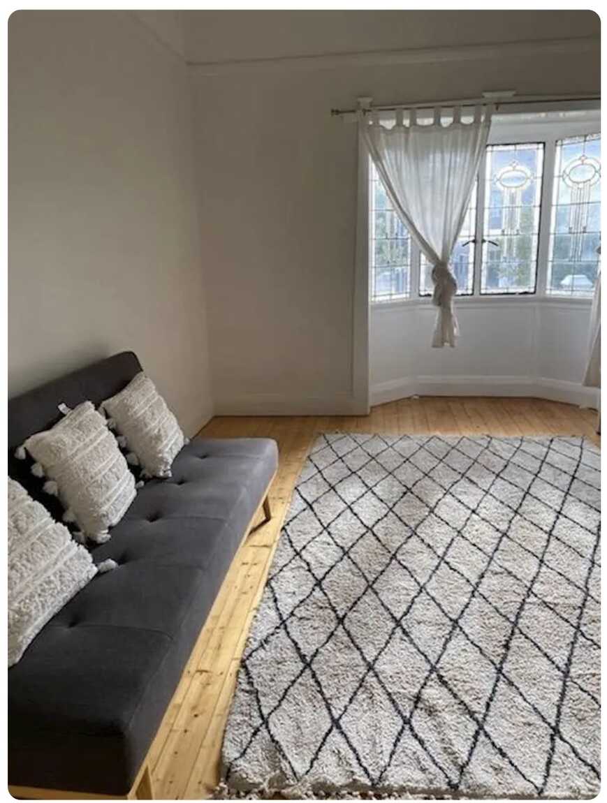 Room 6.01/278 Enmore Road Enmore