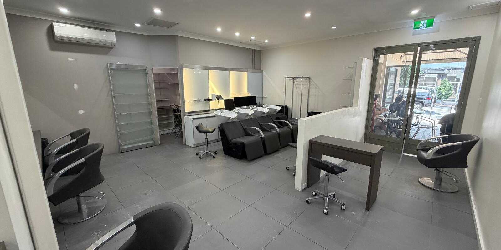 Shop 4/143A Raglan Street Mosman