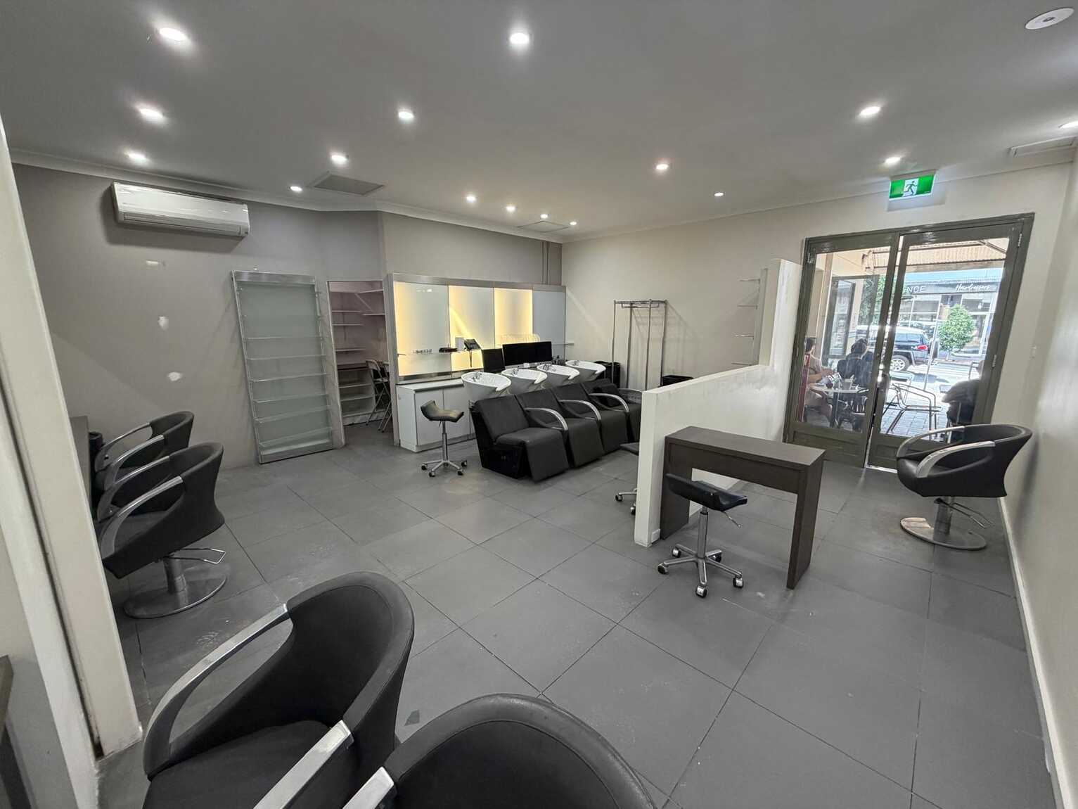 Shop 4/143A Raglan Street Mosman