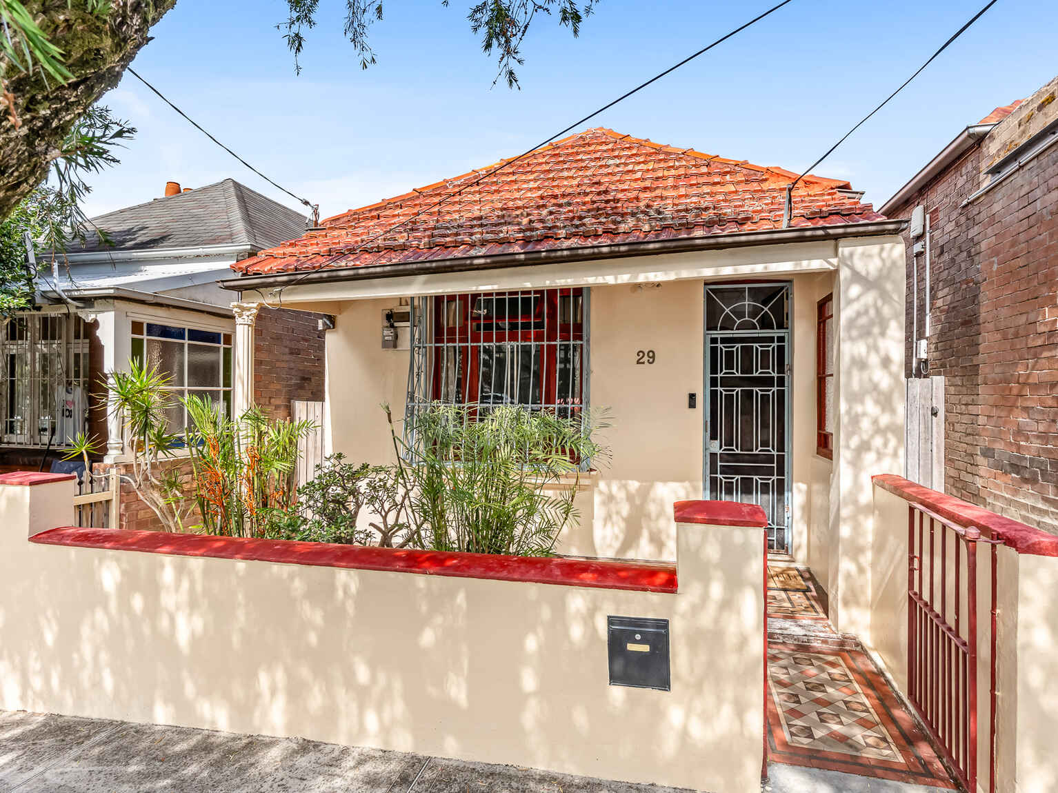29 MACAULAY ROAD Stanmore