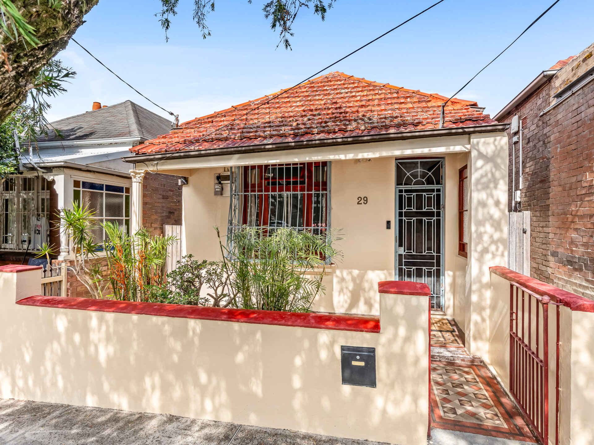 29 MACAULAY ROAD Stanmore