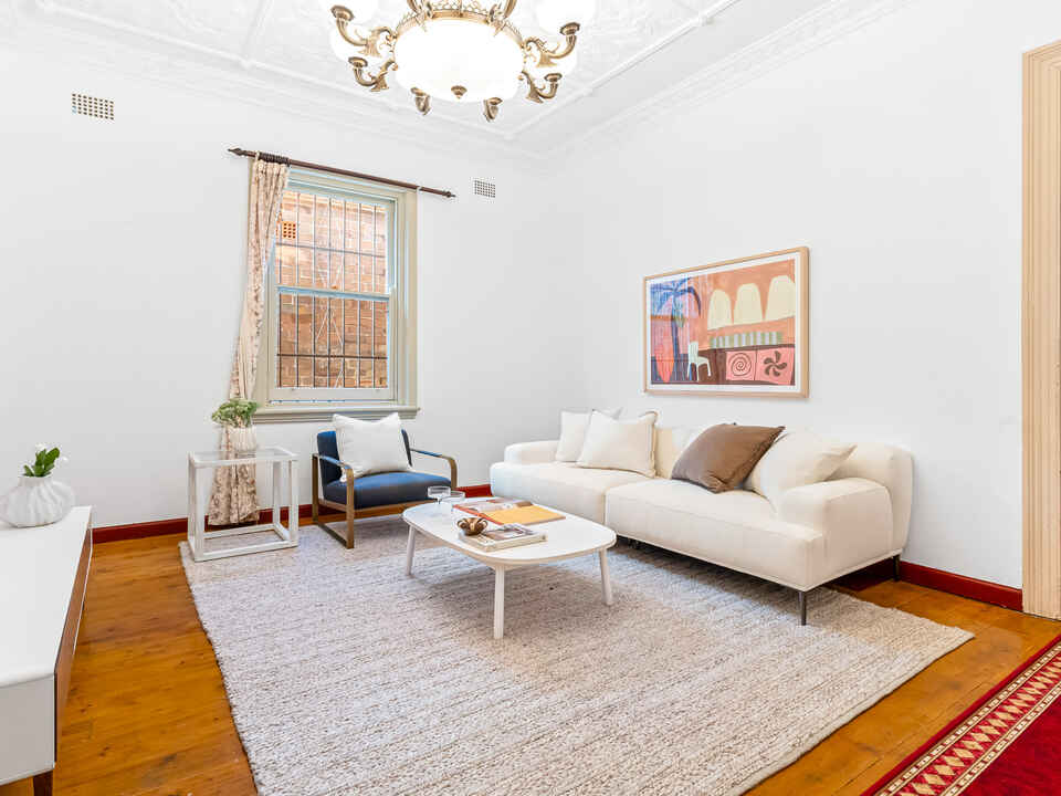 29 MACAULAY ROAD Stanmore