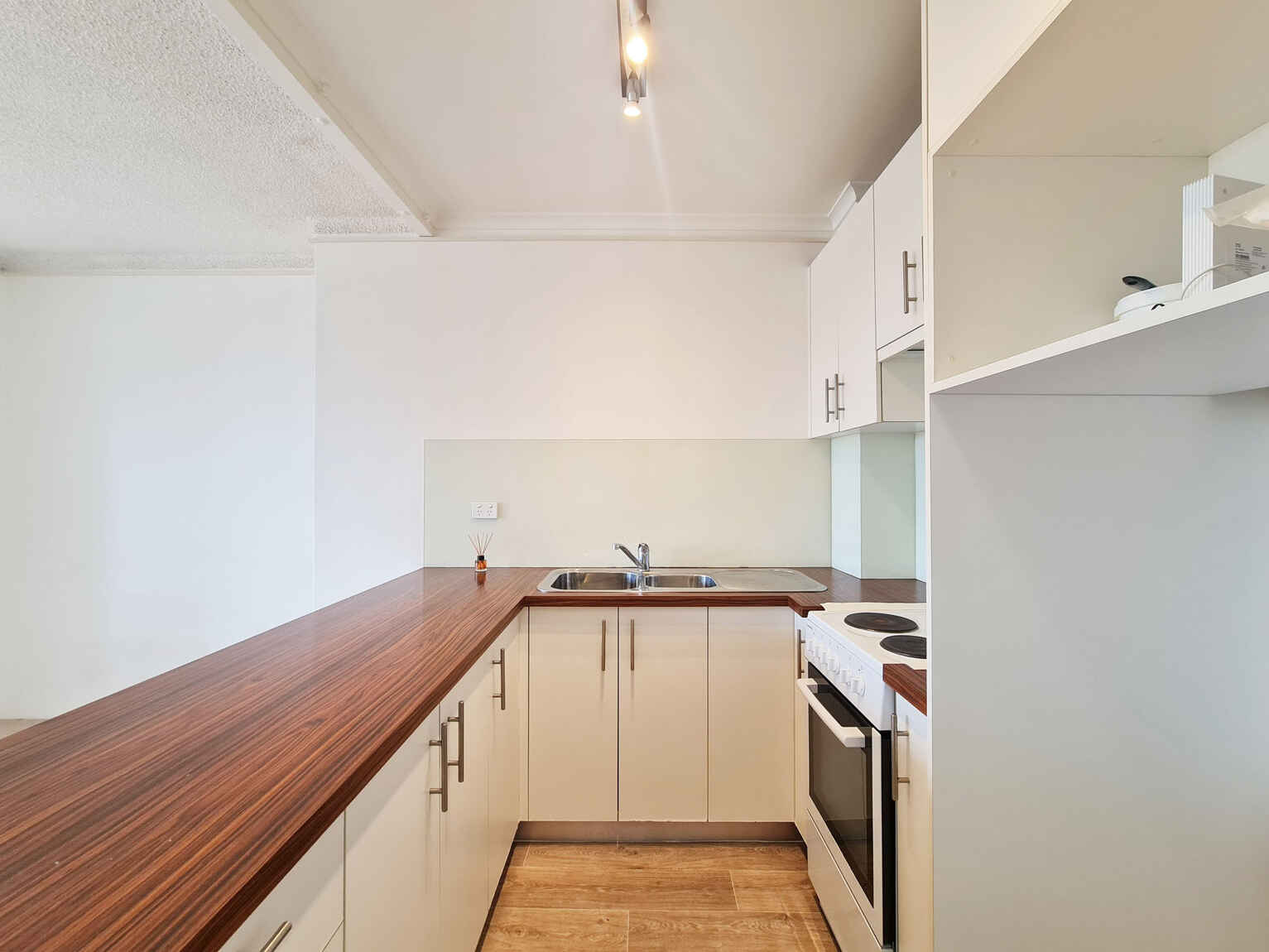 48/2-6 Brown Street Newtown