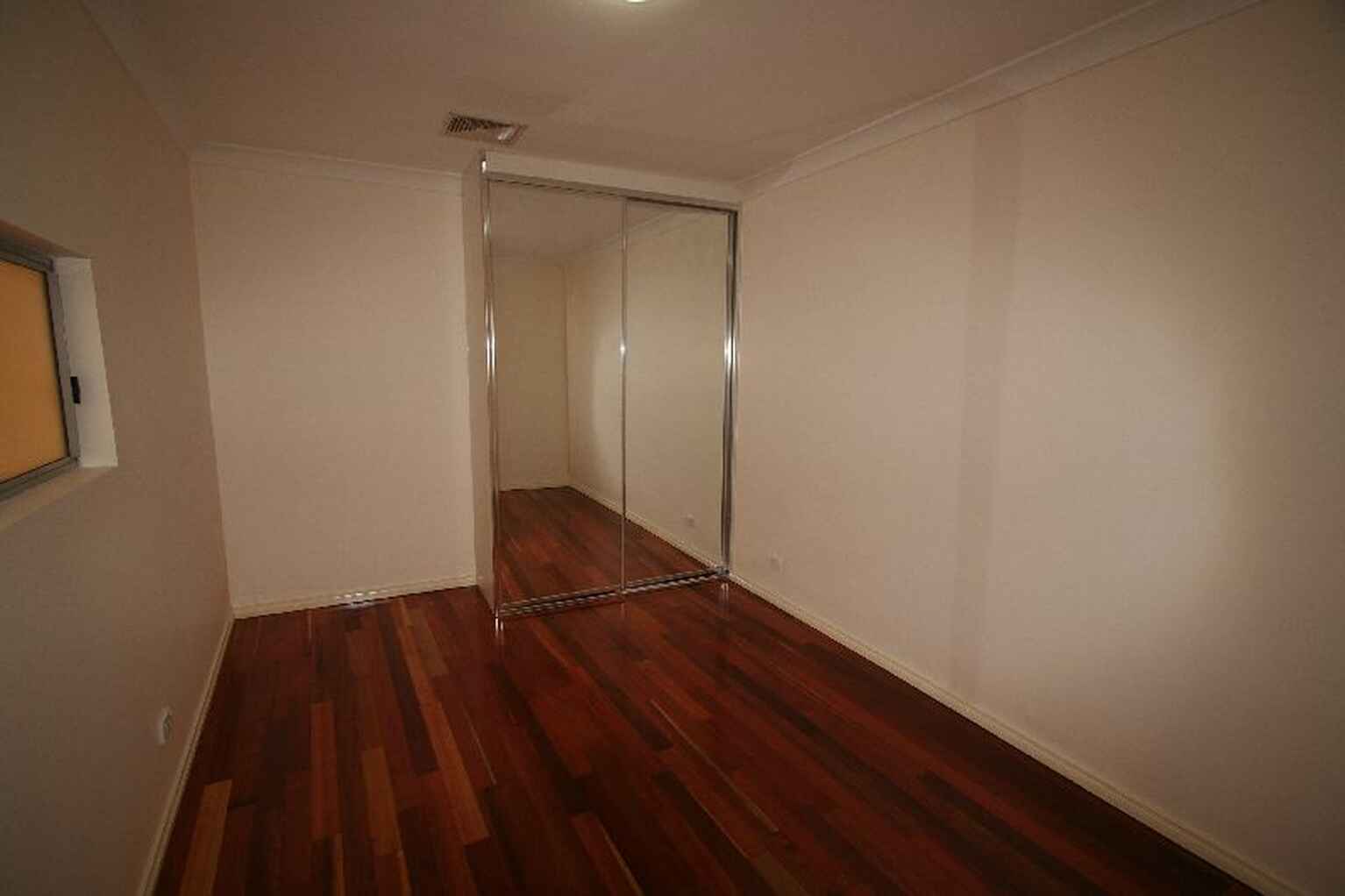 2/102 Alice Street Newtown