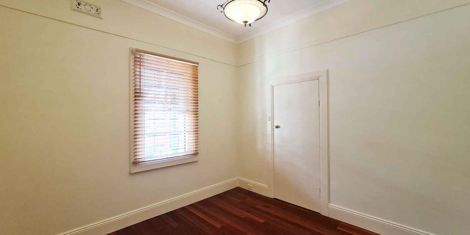 28 Crown Street St Peters
