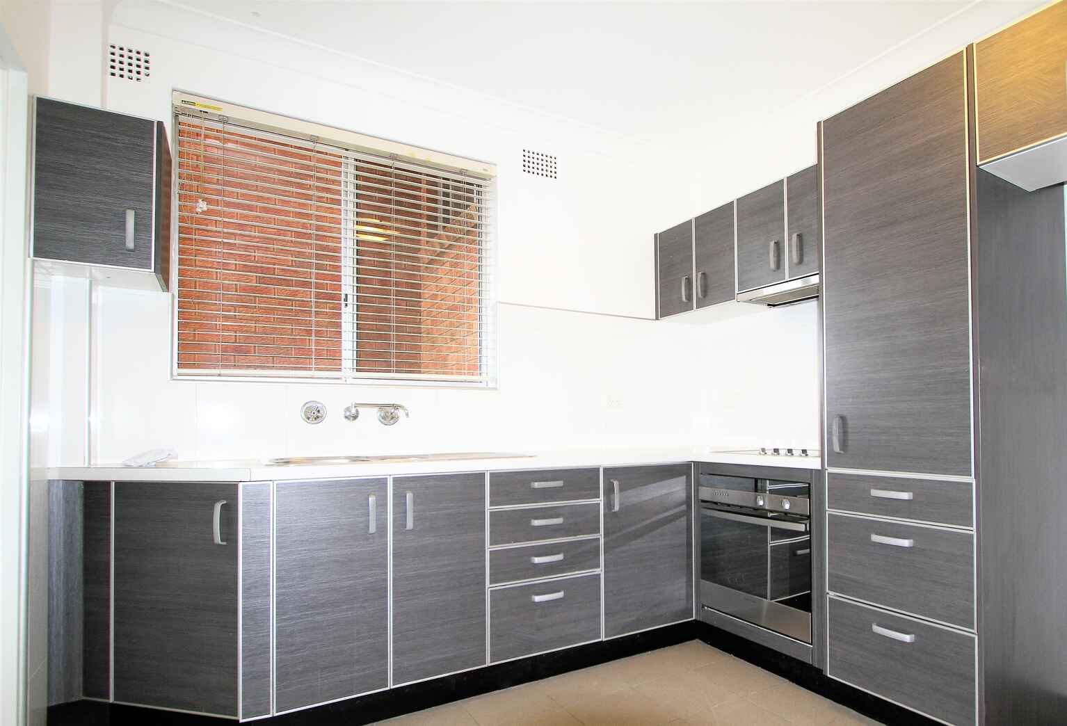 2/344 Edgeware Road Newtown